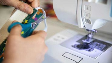 9 Best Sewing Machine For Beginners To Make Clothing