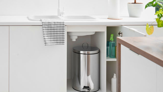 Where To Put Trash Can in Kitchen: Tips and Ideas
