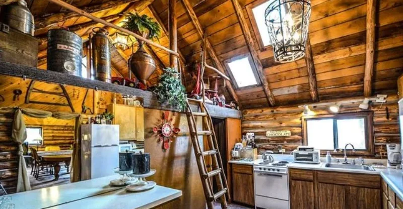 10 Log Cabin Kitchen Ideas: The Coziest Style for Your Home in 2025